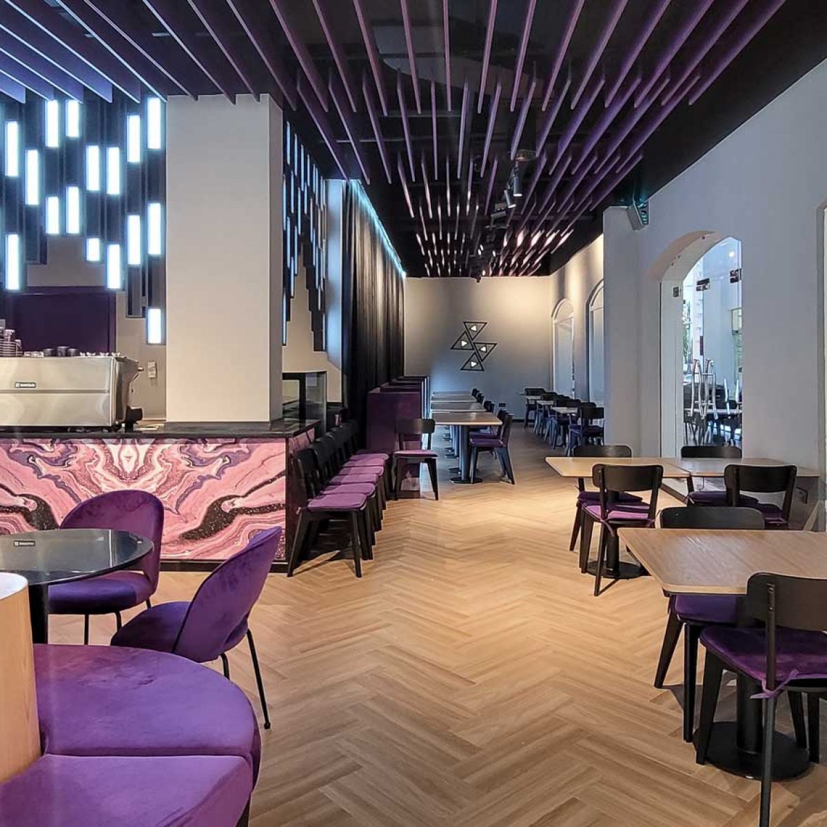 OZZ | Restaurant