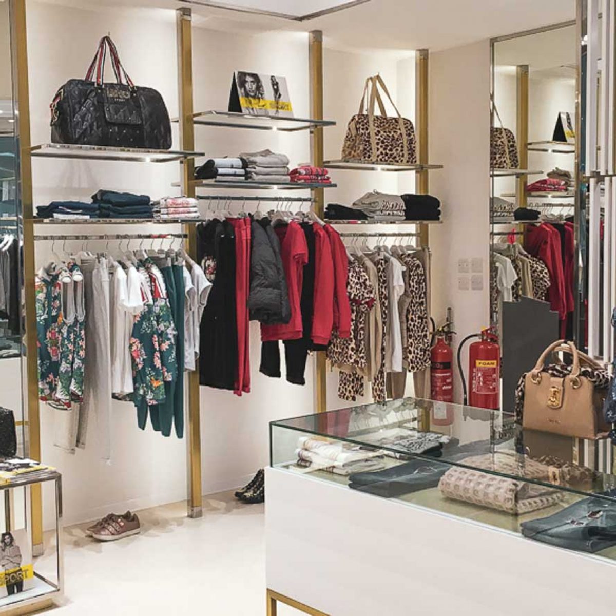 LIUJO | Retail Shop