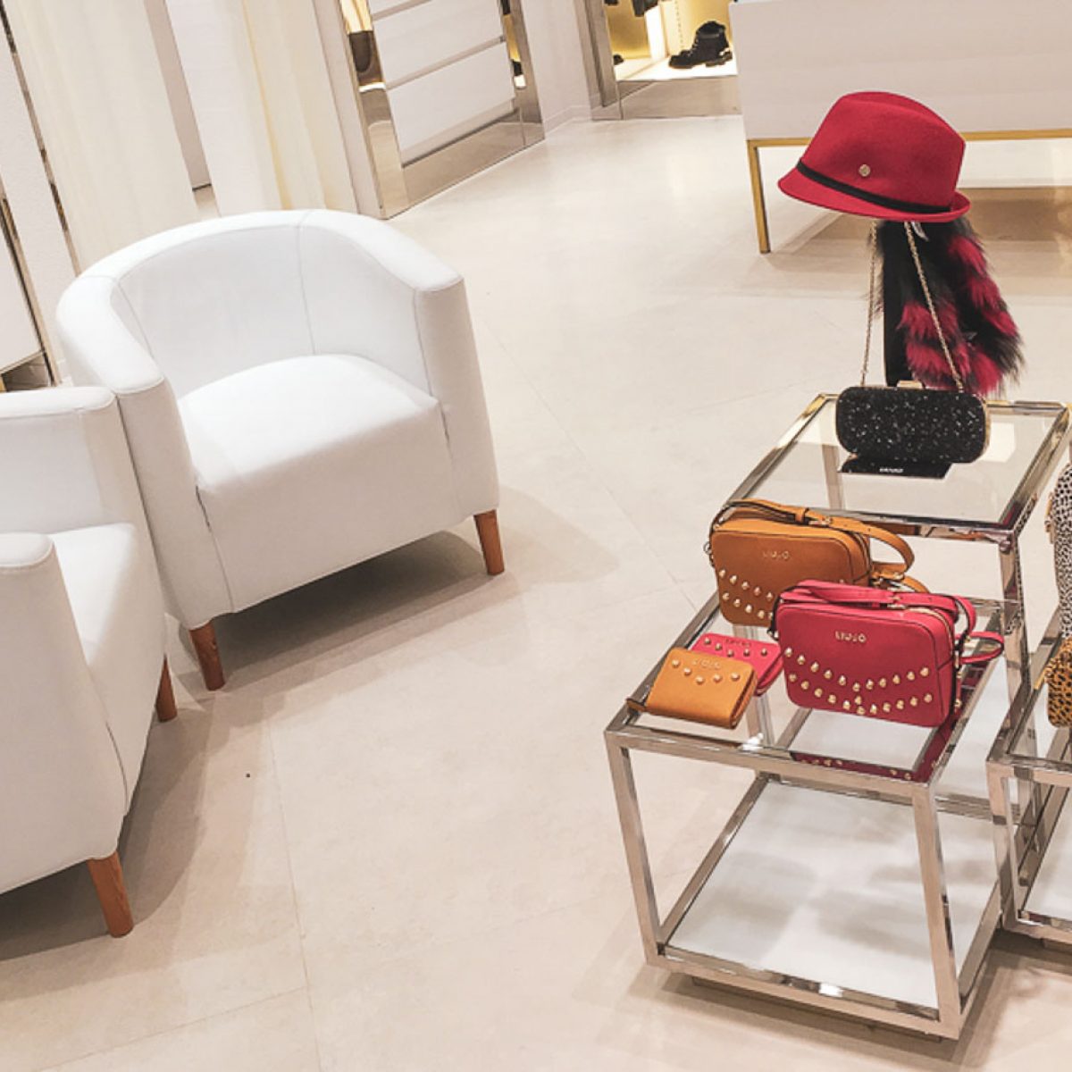 LIUJO | Retail Shop